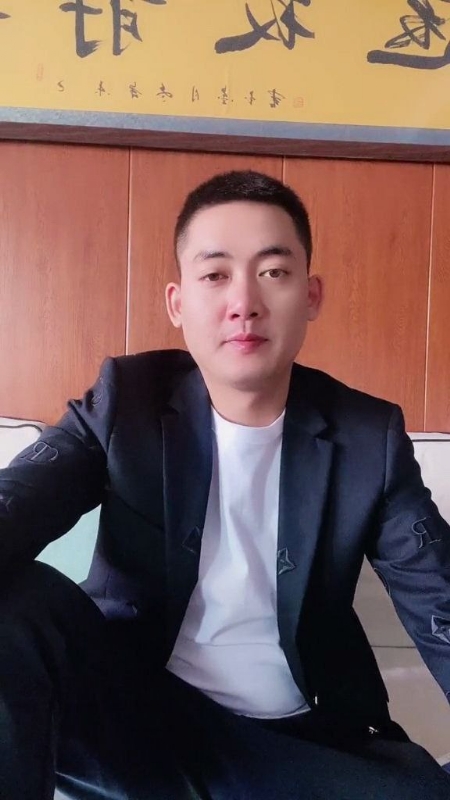 李泽胜的第一张照片--香港残疾人相亲网