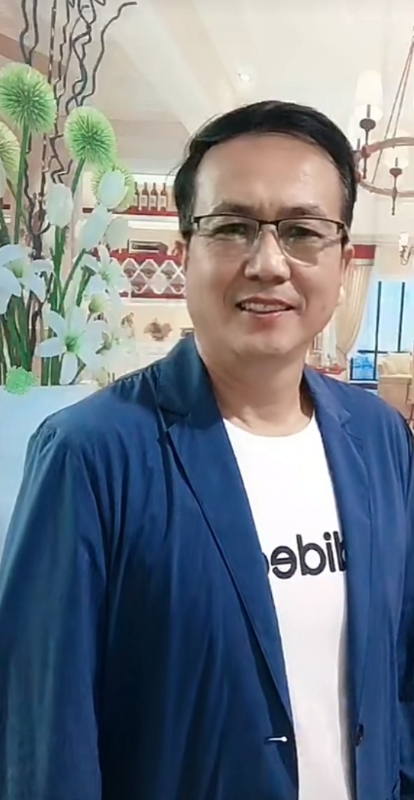 沈先生的第一张照片--香港残疾人相亲网