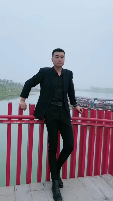 Albert的第一张照片--香港残疾人相亲网