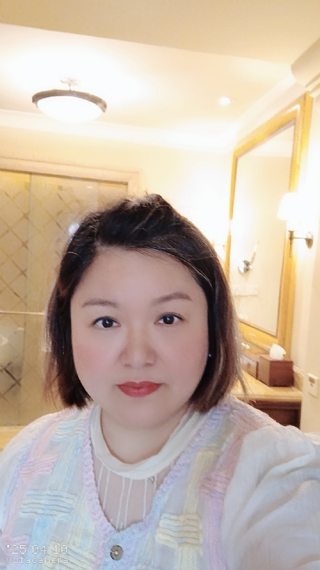 衎静玲瓏的第一张照片--香港残疾人相亲网